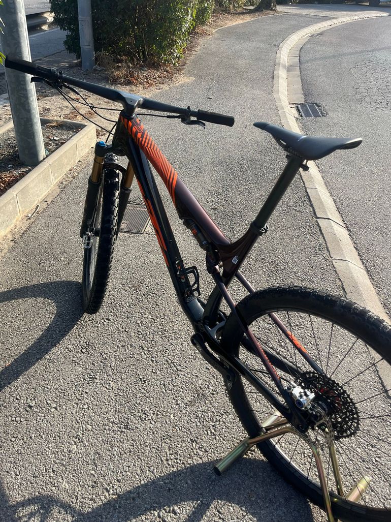 Brugt KTM SCARP MT EXONIC 2024 2024 Mountainbike — billede 17 af 17