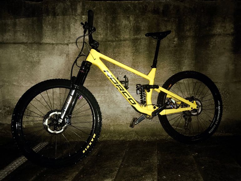 Norco Sight C2 29 2020 2020 Mountainbike usato, Arancione — immagine 2 di 3