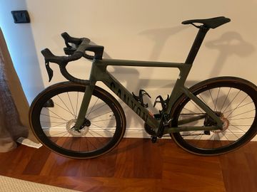 Brugt Canyon Aeroad Shimano 105 Di2 2025 Road & Gravel — billede 8 af 25