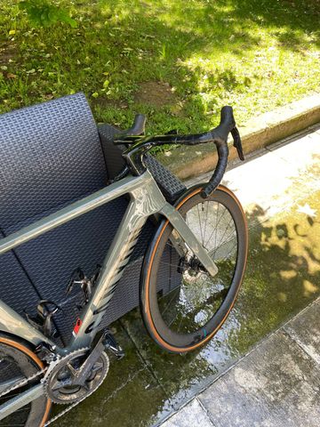 Brugt Canyon Aeroad Shimano 105 Di2 2025 Road & Gravel — billede 20 af 25