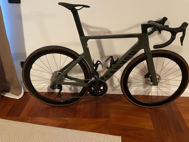 Brugt Canyon Aeroad Shimano 105 Di2 2025 Road & Gravel — billede 2 af 25