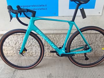 Bianchi Impulso COMP GRX 610 disc 2026 2026 Road & Gravel usato