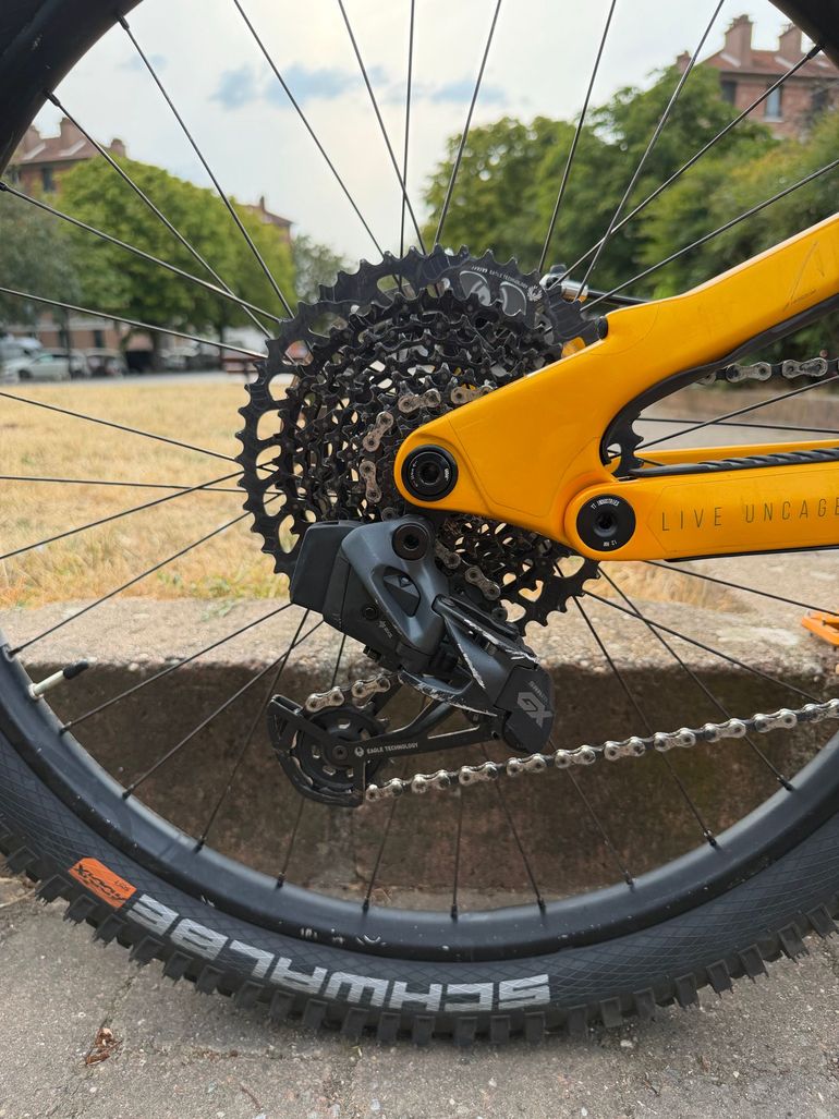 Brugt YT Industries Capra CORE 3 MX 2023 2023 Mountainbike — billede 4 af 28