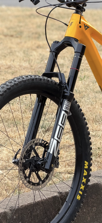 Použité YT Industries Capra CORE 3 MX 2023 2023 Mountainbike — obrázek 8 z 29