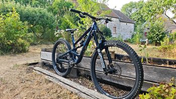 Tweedehands YT Custom SRAM X0 Eagle AXS (T-Type) 2024 MTB