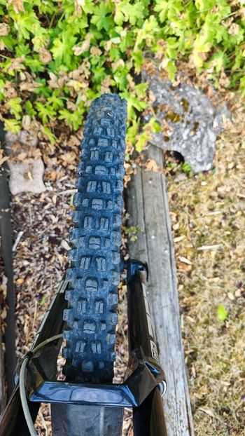 YT Custom SRAM X0 Eagle AXS (T-Type) 2024 Mountainbike usato, Blu — immagine 14 di 17