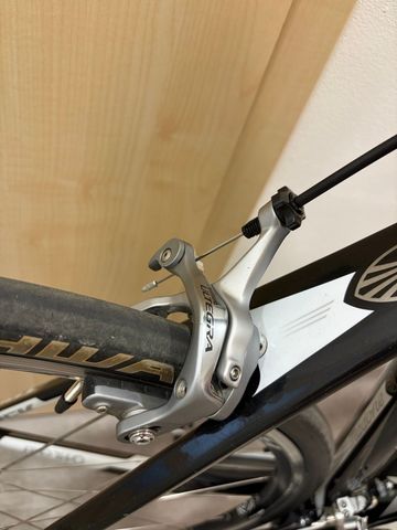 Used Trek Madone 5.2 2011 2011 Road & Gravel, Black — image 6 of 9