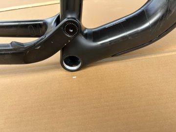 Tweedehands Specialized S-Works Epic 8 2024 Frameset 2024 Mountainbike — afbeelding 5 van 17