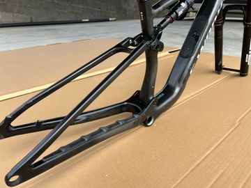Tweedehands Specialized S-Works Epic 8 2024 Frameset 2024 Mountainbike — afbeelding 4 van 17