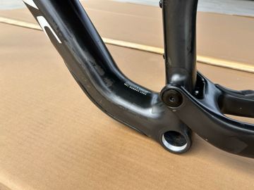 Used Specialized S-Works Epic 8 2024 Frameset 2024 Mountainbike, Black, 29 — image 8 of 11