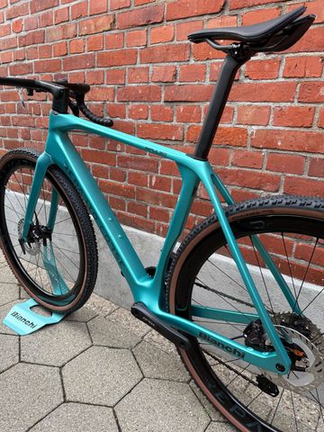 Used Bianchi Impulso Shimano GRX Di2 2026 Road & Gravel, Green — image 13 of 14