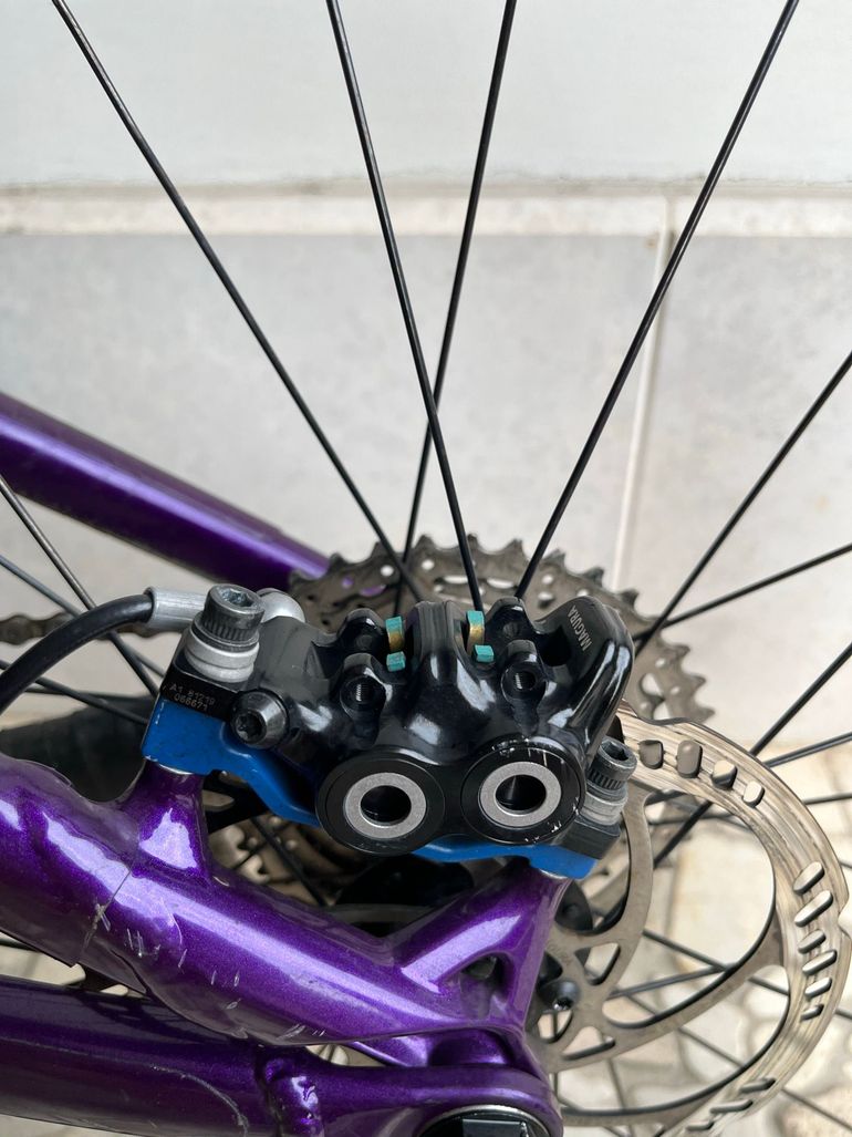 Gebrauchtes Trek Slash 7 2017 2017 Mountainbike, Violett — Bild 5 von 7