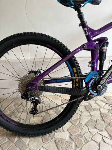 Used Trek Slash 7 2017 2017 Mountainbike, Purple — image 3 of 7