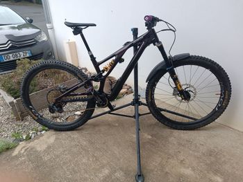 Używany Specialized Stumpjumper Pro 2023 2023 Mountainbike — zdjęcie 2 z 3