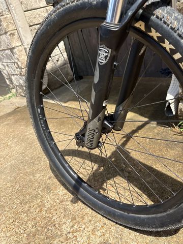 Used Canyon STCHD 360 2024 2024 Mountainbike, Black, 26 — image 11 of 13