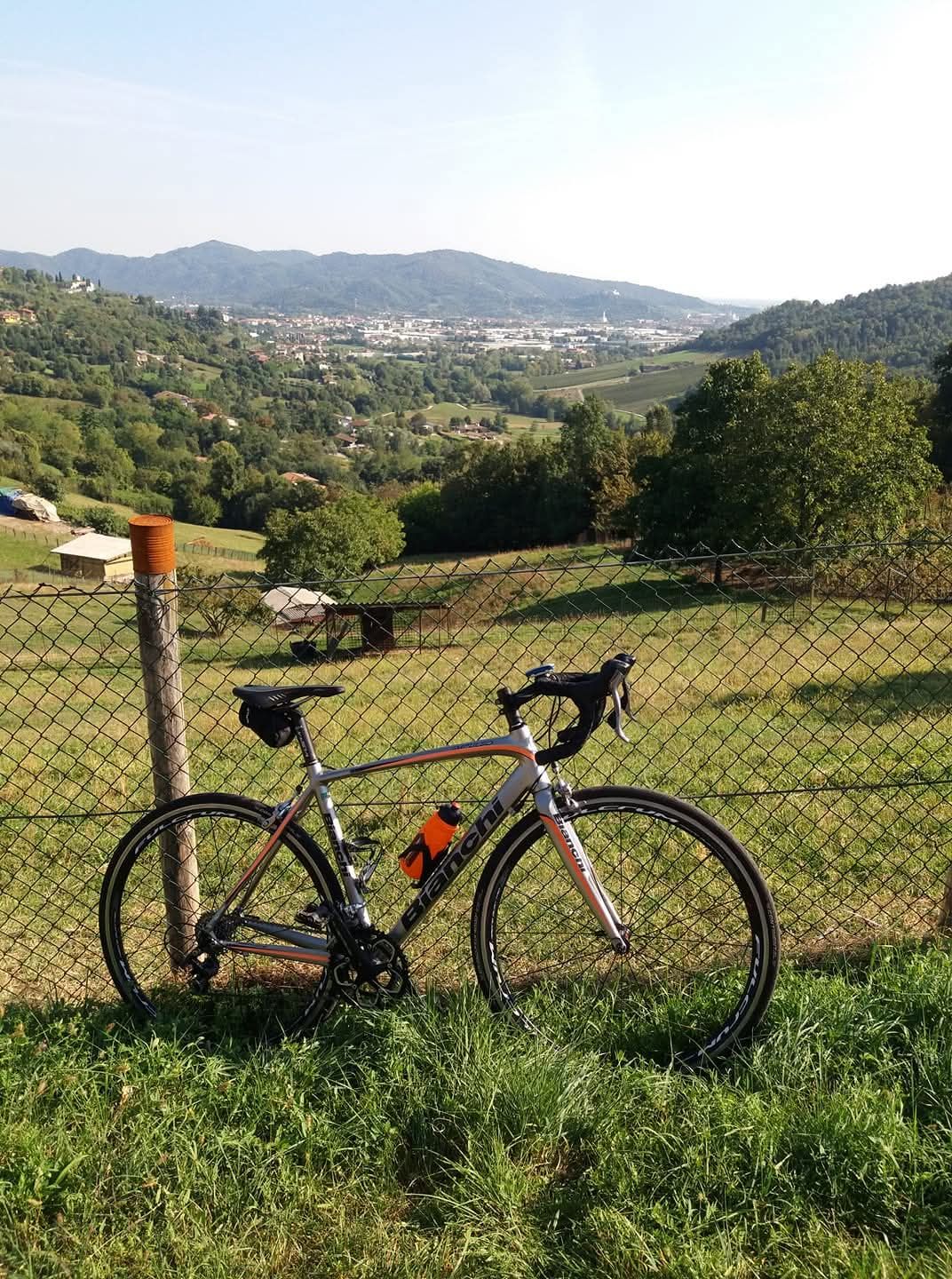 bianchi 2019 lucca flat bar road bike Specialissima - 2019, 50cm | The Pro's Closet and Bianchis race Demo