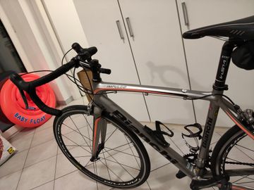 Bianchi Impulso Shimano 105 2017 Road & Gravel de segunda mano, Gris claro — imagen 4 de 15