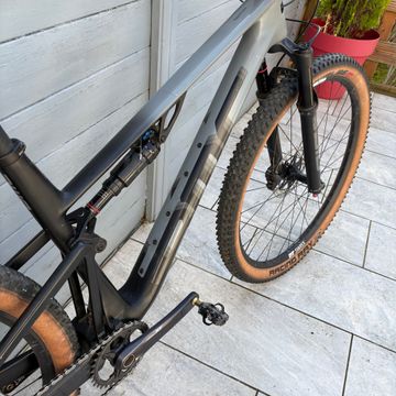 Used BMC Fourstroke TWO 2024 2024 Mountainbike, Light Gray — image 5 of 15