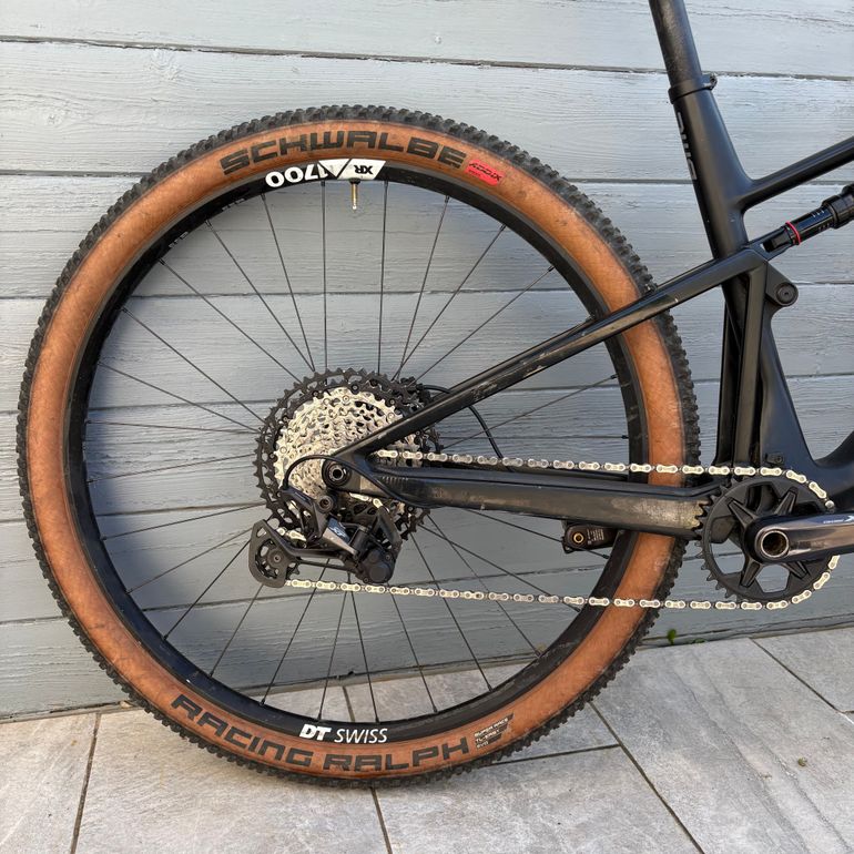 Used BMC Fourstroke TWO 2024 2024 Mountainbike, Light Gray — image 3 of 15