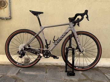 Brugt Canyon Grizl CF SL 7 eTap 2022 2022 Road & Gravel