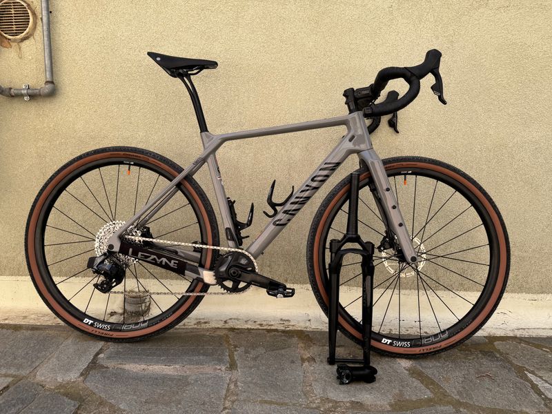 Used Canyon Grizl CF SL 7 eTap 2022 2022 Road & Gravel