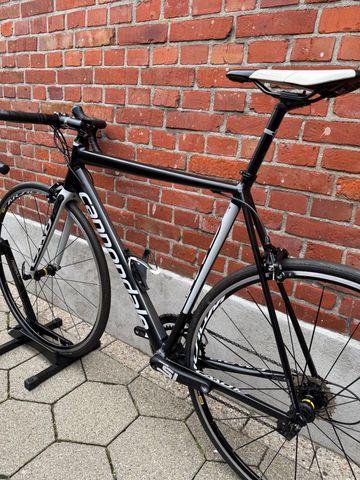 Gebrauchtes Cannondale Caad 12 2020 Road & Gravel, Schwarz — Bild 4 von 14
