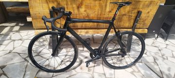 Używany Custom Custom Shimano 105 2023 Road & Gravel — zdjęcie 2 z 9