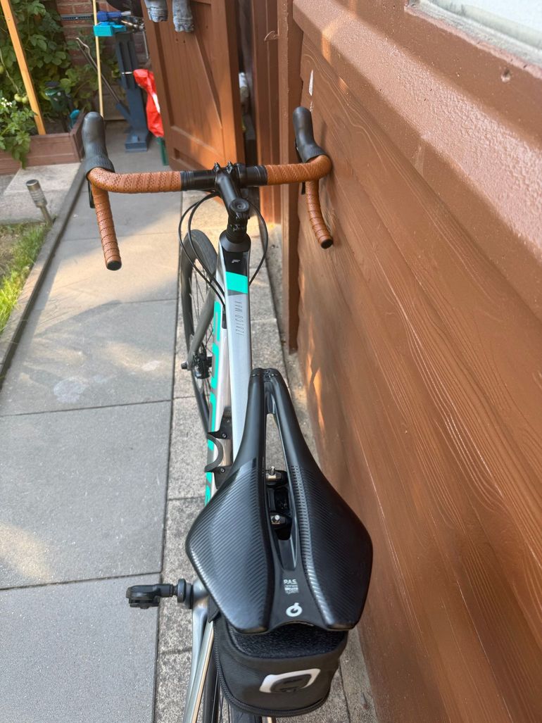 Brugt Focus IZALCO MAX 8.9 2021 2021 Road & Gravel — billede 5 af 14