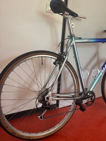 Used Giant X2000 1992 Road & Gravel, Blue — image 4 of 4