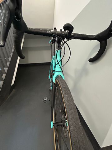 Bianchi Impulso - GRX 600 2022 2022 Road & Gravel d'occasion — image 6 sur 17