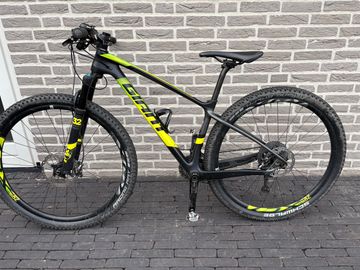 Gebrauchtes Giant XTC Advanced 29 2 2020 Mountainbike, Hellgrau — Bild 3 von 5