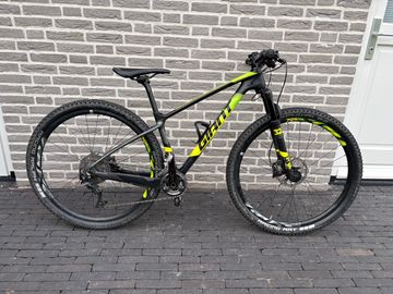 Gebrauchtes Giant XTC Advanced 29 2 2020 Mountainbike, Hellgrau — Bild 1 von 5