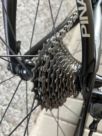 Gebrauchtes Pinarello Razha Shimano 105 2018 Road & Gravel, Schwarz — Bild 18 von 21