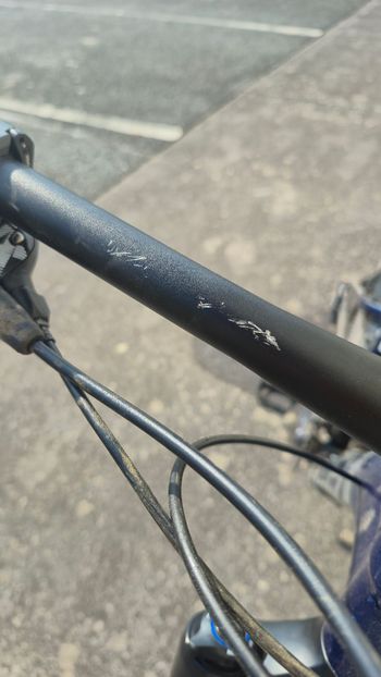 Käytetty Trek Roscoe 8 2023 2023 Mountainbike — kuva 7 / 10