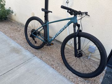 Used Specialized Men's Chisel Expert 2019 2019 Mountainbike, Blue, 29 — image 1 of 11