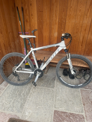 Scott Scale Shimano Deore 2012 MTB usato