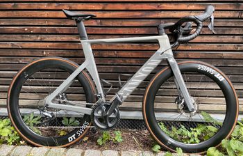 Używany Canyon Aeroad CF SL 8 Disc 2022 2022 Road & Gravel
