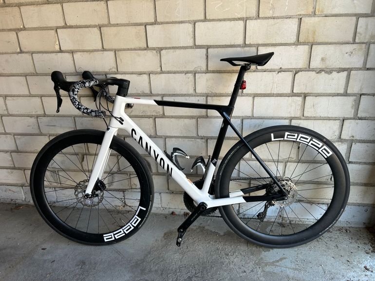 Brugt Canyon Ultimate CF SL 7 Disc 2023 2023 Road & Gravel — billede 2 af 3