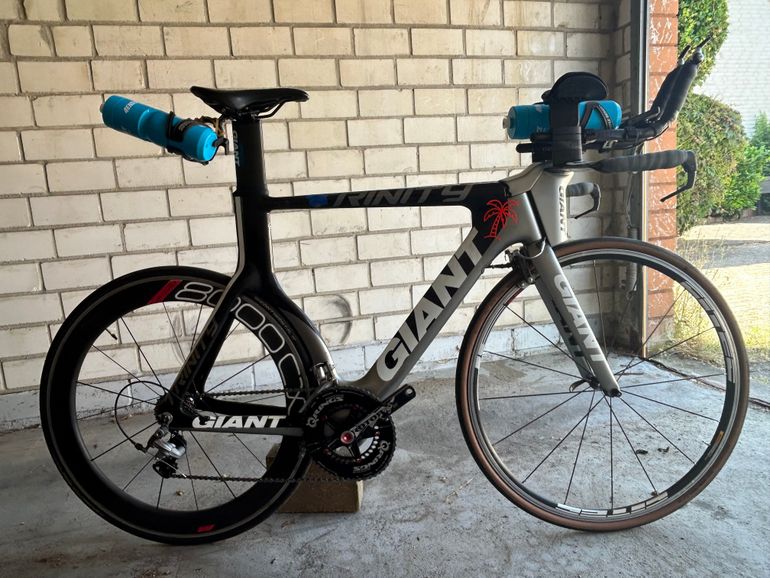 Gebrauchtes Giant Trinity Advanced SL 2 2010 2010 Road & Gravel, Hellgrau — Bild 2 von 3
