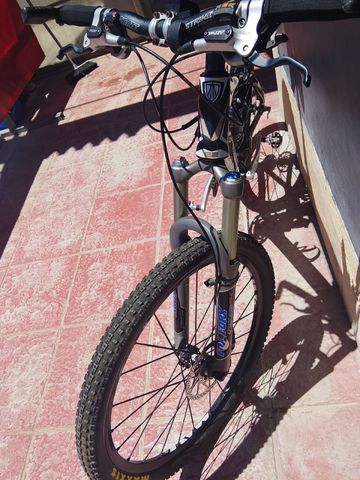 Used Trek Fuel EX 9.9 2011 2011 Mountainbike, Black, 26 — image 2 of 14
