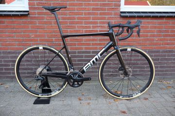 Używany BMC Teammachine SLR TWO 2023 2023 Road & Gravel — zdjęcie 1 z 13