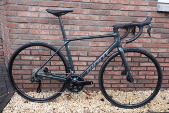 Used Giant Tcr advanced Shimano 105 Di2 2025 Road & Gravel