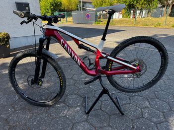 Tweedehands Canyon Neuron SRAM X01 Eagle 2019 MTB