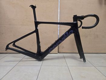 Cervélo Caledonia Frameset 2022 Road & Gravel d'occasion