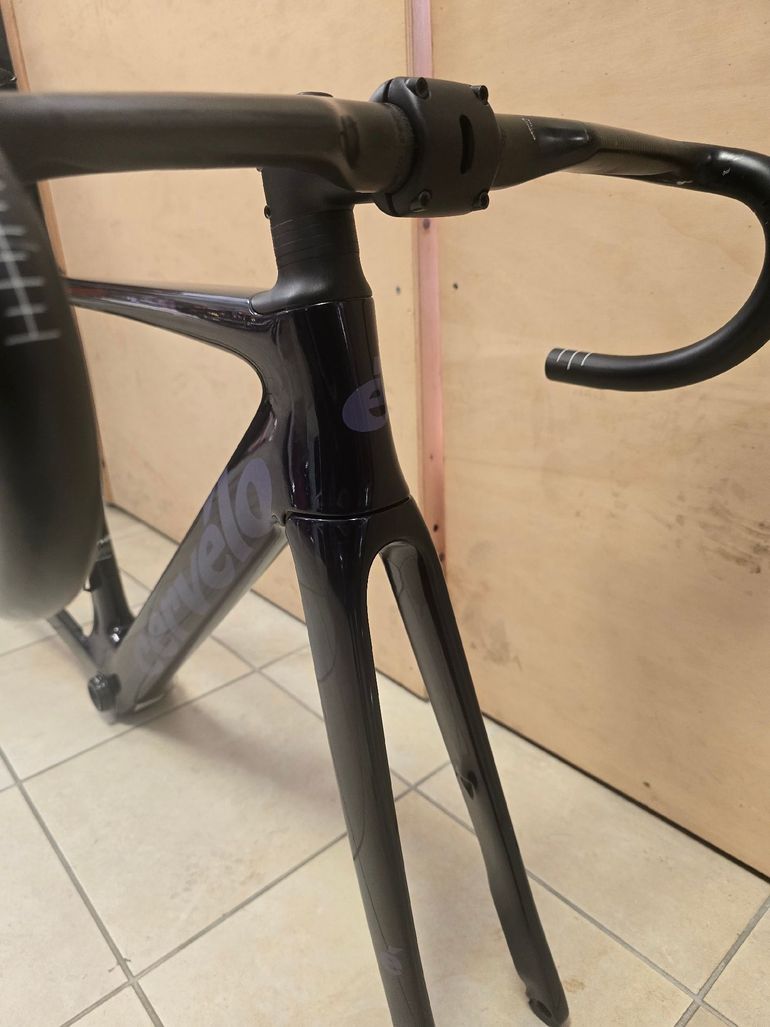 Gebrauchtes Cervélo Caledonia Frameset 2022 Road & Gravel, Schwarz — Bild 5 von 11