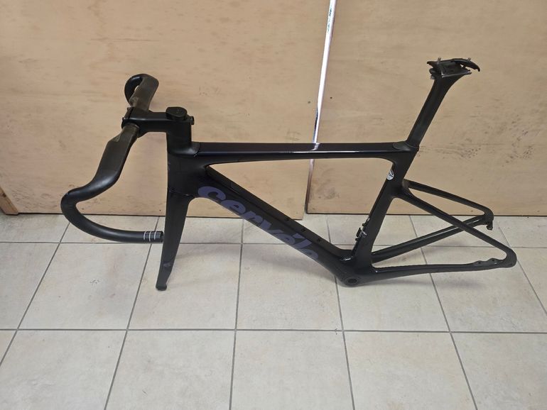 Gebrauchtes Cervélo Caledonia Frameset 2022 Road & Gravel, Schwarz — Bild 11 von 11