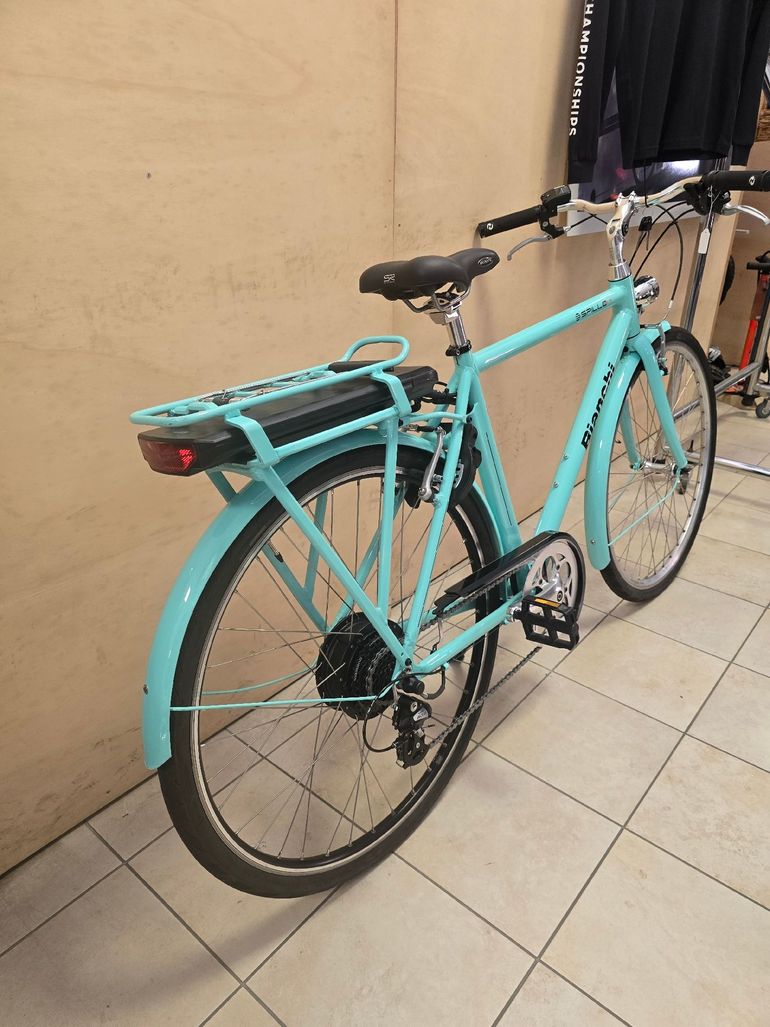 Gebrauchtes Bianchi Custom Shimano Altus 2022 Urban, Grün — Bild 3 von 9