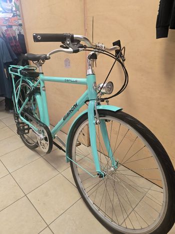 Gebrauchtes Bianchi Custom Shimano Altus 2022 Urban, Grün — Bild 4 von 9