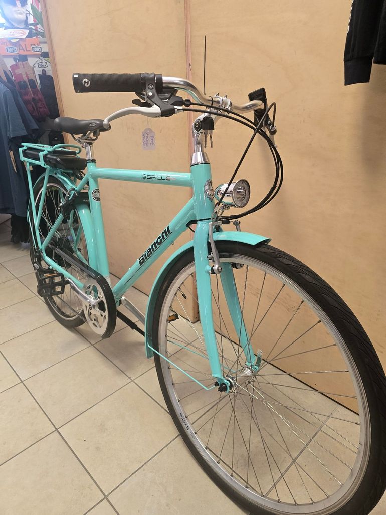 Gebrauchtes Bianchi Custom Shimano Altus 2022 Urban, Grün — Bild 4 von 9