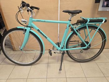 Gebrauchtes Bianchi Custom Shimano Altus 2022 Urban, Grün — Bild 8 von 9
